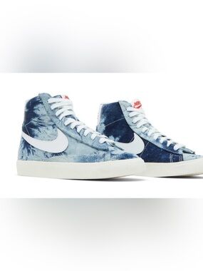 Nike Women’s Blazer Mid '77 'Washed Denim’ High Top Sneakers